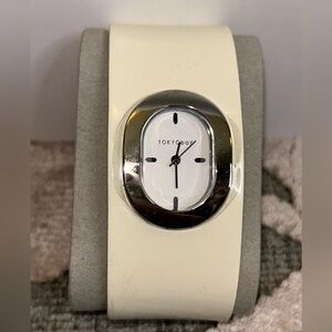 New Tokyo Bay off white watch